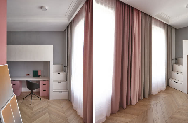 Różowe zasłony w pokoju dziecka