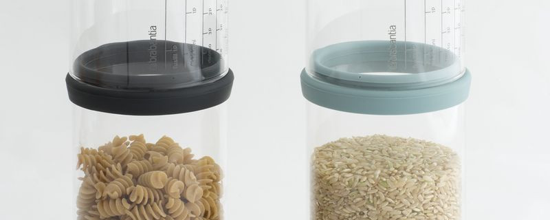 Brabantia wprowadza nowe pojemniki do przechowywania żywności z miarką