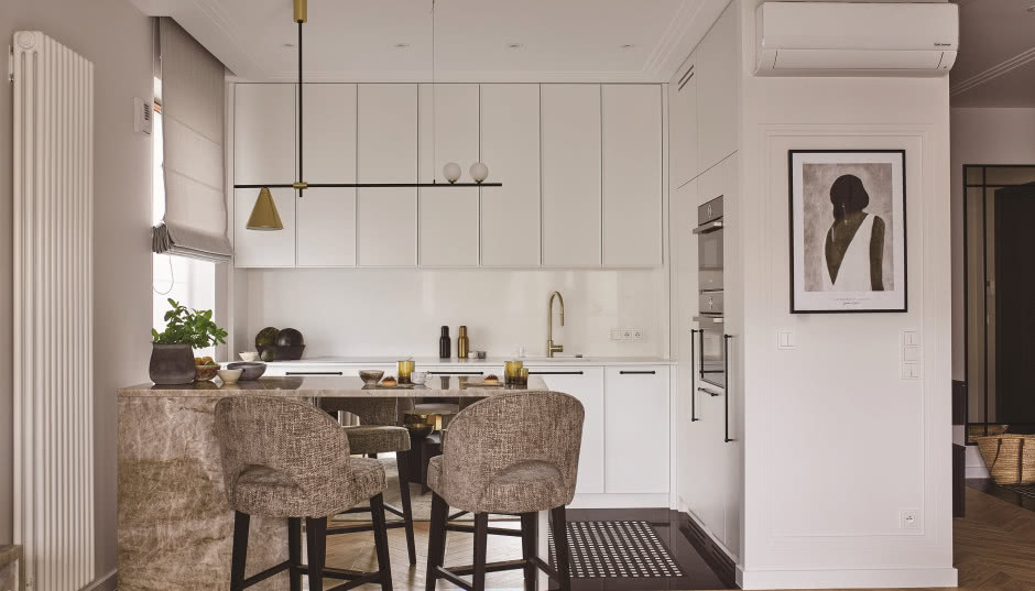 Warszawskie mieszkanie w stylu modern classic. Znajduje się tuż przy Łazienkach Królewskich!