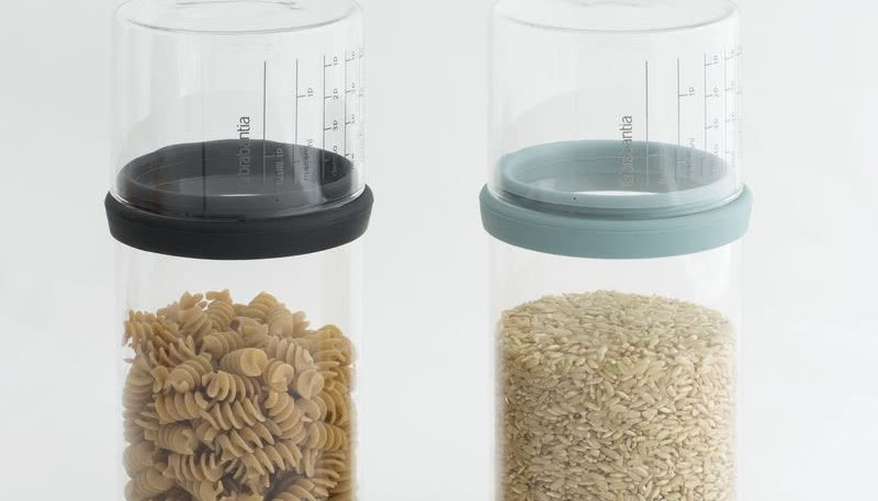 Brabantia wprowadza nowe pojemniki do przechowywania żywności z miarką