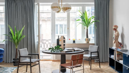 Modernistyczne mieszkanie w luksusowej kamienicy