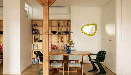 Vintage poddasze w starej kamienicy. Tu mieszka warszawska architektka!