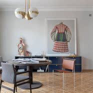 Modernistyczne mieszkanie w luksusowej kamienicy