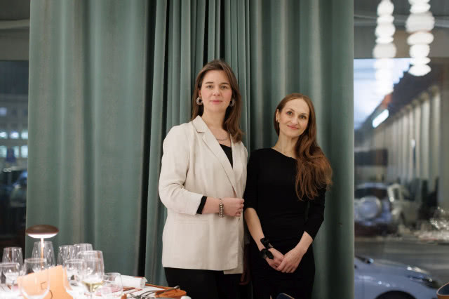 Od lewej: Malwina Konopacka i Olga Kisiel-Konopka, organizatorka "Kolacji Architektów"