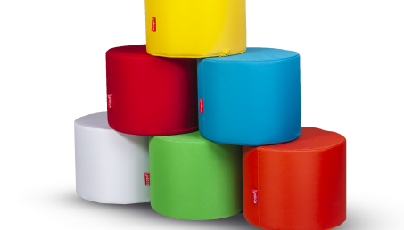 Jak wybrać pufy i fotele pierwszorzędnej jakości? Ruszamy na zakupy!