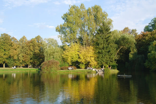 Park Zdrojowy ze stawem Nałęczów