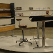 Action Office I
Pierwszy zestaw mebli biurowych...