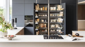 „To jest kuchnia dla mnie” - wywiad z Anitą Łopatką o nowej ekspozycji Peka w showroomie w Swarzędzu