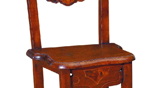 Krzesła, zydle, fotele. Krótka historia mebli do siedzenia