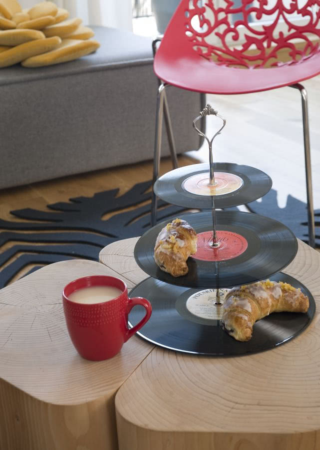 Patera Vinyl zrobiona ze starych płyt - styl...