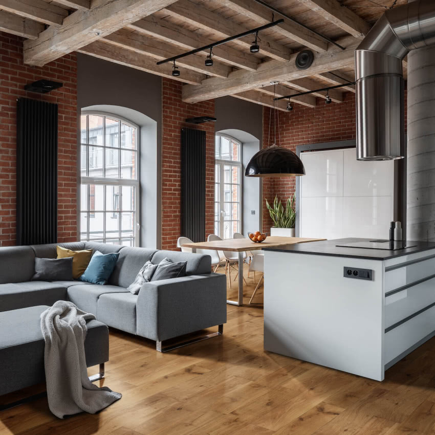 Duże pionowe grzejniki w stylu industrialnym nie...