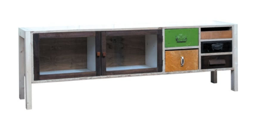 Komoda autorstwa Ruperta Blancharda, poskładana...