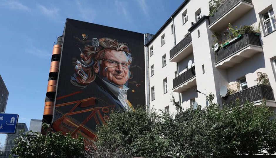 Odsłonięto mural Zbigniewa Wodeckiego w Katowicach! To hołd dla legendy polskiej muzyki!
