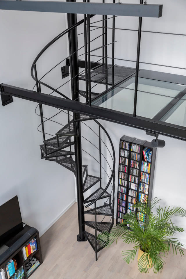 schody kręcone metalowe