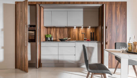 Jak zaprojektować kuchnię, by współgrała z resztą otwartej strefy dziennej?