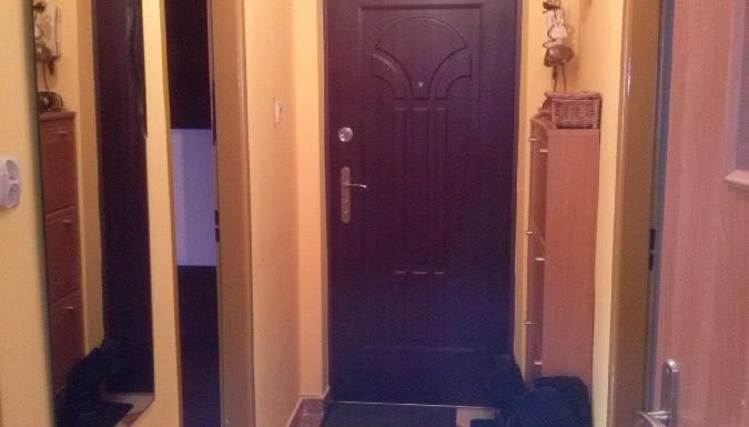 Ściany w przedpokoju