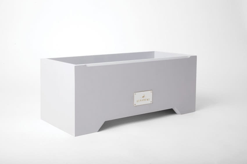 Szron to skrzynka na zioła lub kwiaty, która...