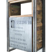 Szafka z blachy po kontenerach i drewna z palet...