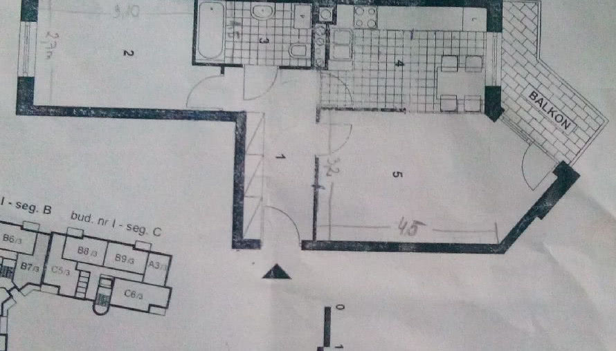 Miejsce na łóżko w salonie