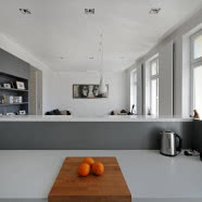 Minimalizm - wnętrze urządzone z żelazną konsekwencją