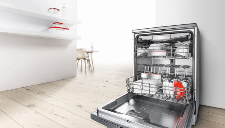 Naczynia nieskazitelnie czyste, wręcz sterylne...