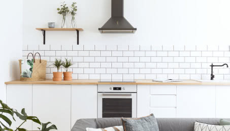 Jak dobrać podłogę do otwartej kuchni?