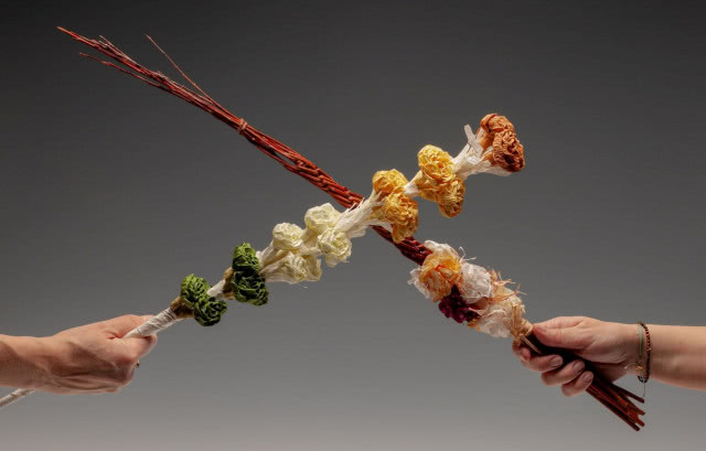 palma wielkanocna kwiaty z bibuły