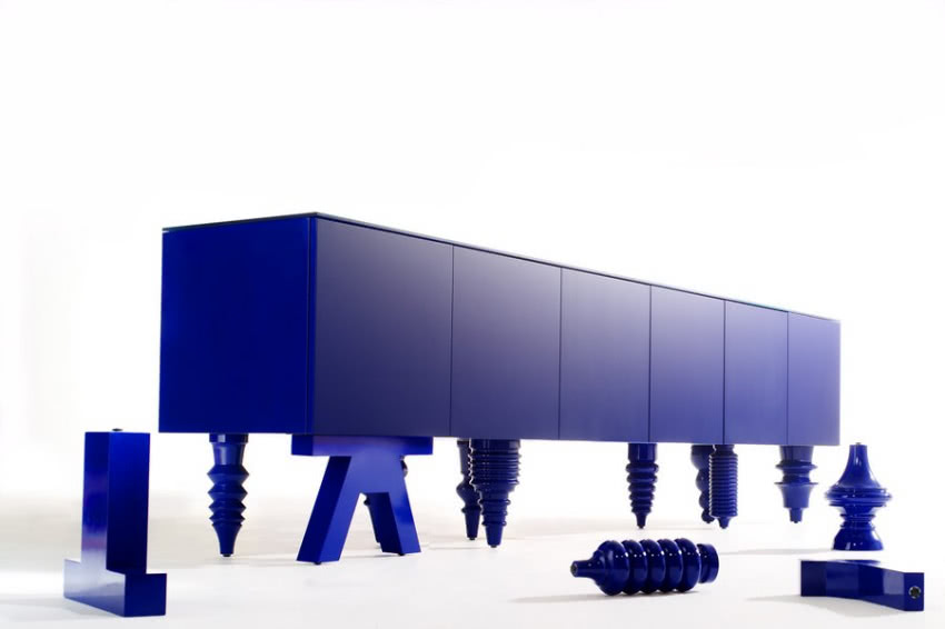 Komoda z kolekcji Showtime.  
Inspirowana...