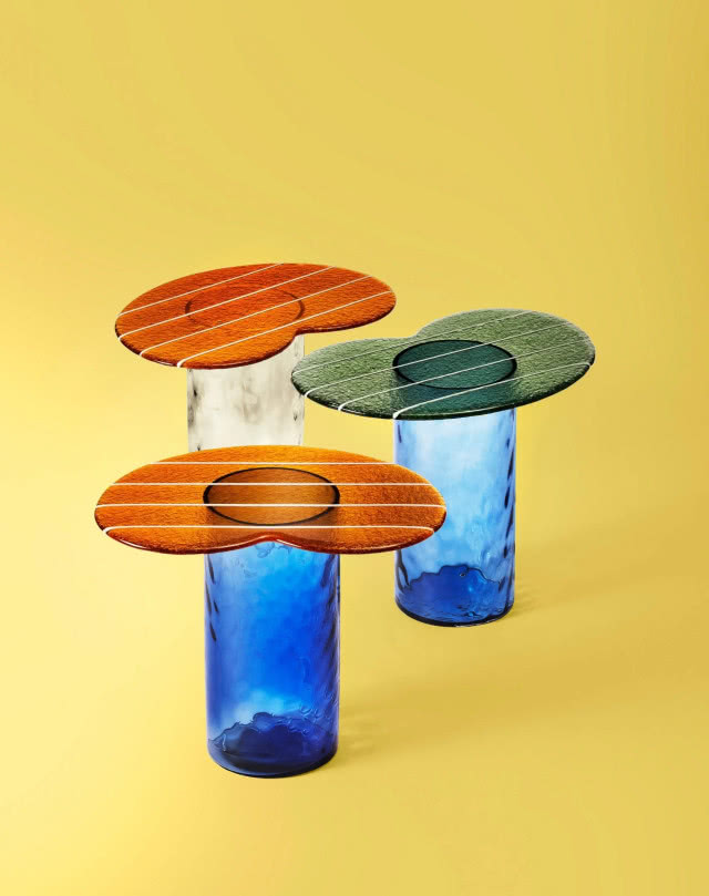 kolorowe stoliki ze szkła Murano