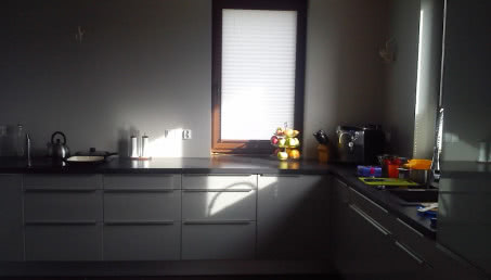 Co położyć na ściany w kuchni?