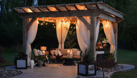 Jak samodzielnie wykonać i zamontować zadaszenie tarasu? 