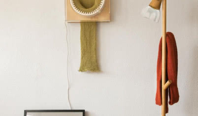 Wydziergany czas - zegar, który tka