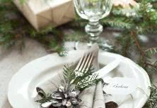 Serwetka z mereżką - dekoracja świątecznego stołu 