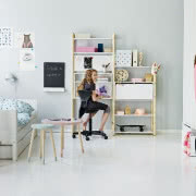 Modułowa budowa regałów Flexa Shelfie pozwala...