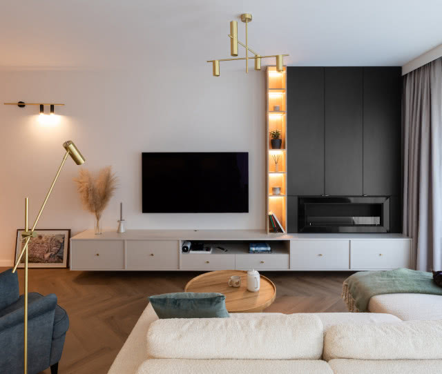 zabudowa rtv w salonie