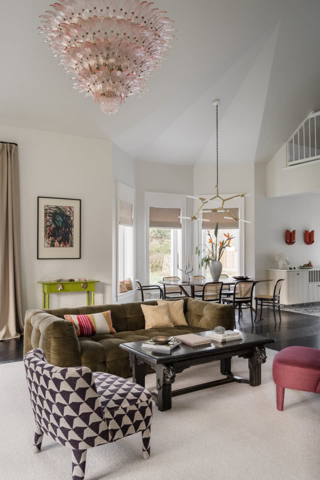 Salon w stylu eklektycznym