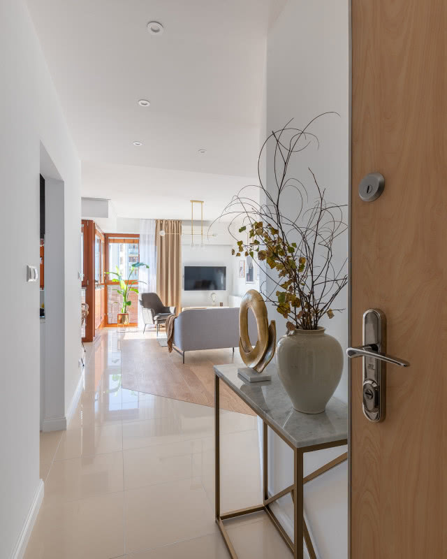 Mały przedpokój w bloku - aranżacja