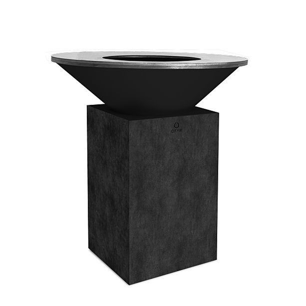 Grill o średnicy 100 x 100 na betonowej podstawie