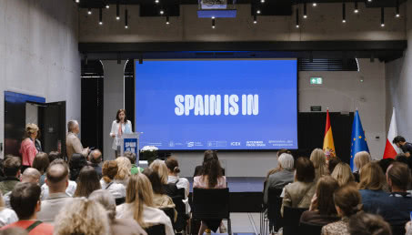 Dlaczego polscy architekci zachwycili się hiszpańskim wzornictwem? Relacja ze SPAIN IS IN