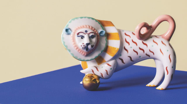 Porcelanowy lew
