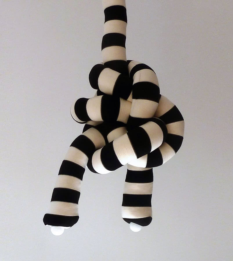 Kolekcja miękkich, kolorowych lamp...