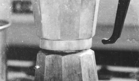 Włoska kawiarka - południowoeuropejski design