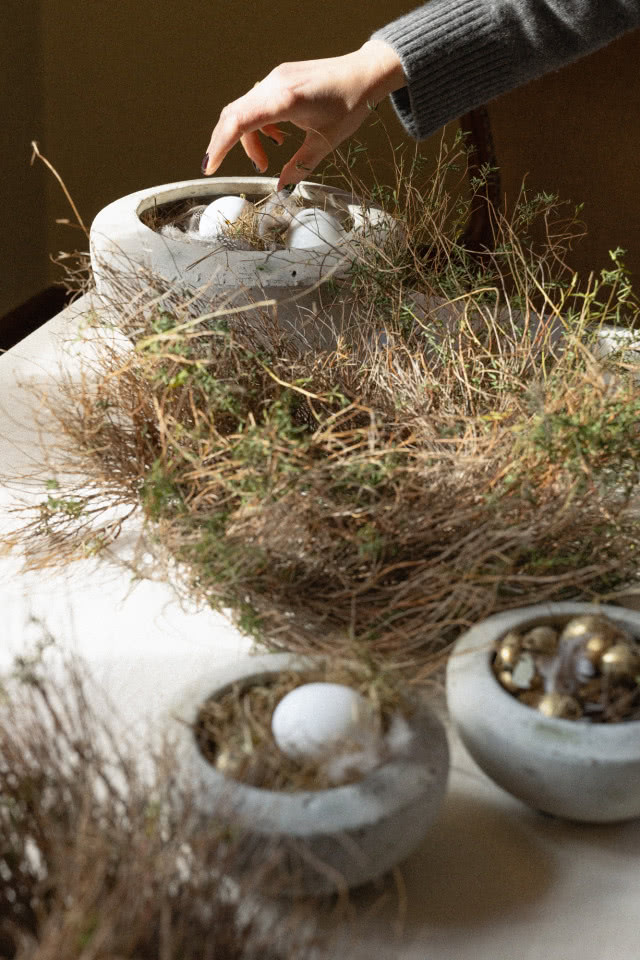 Misa jako baza wiosennej kompozycji - naturalnie i bez nadmiaru.