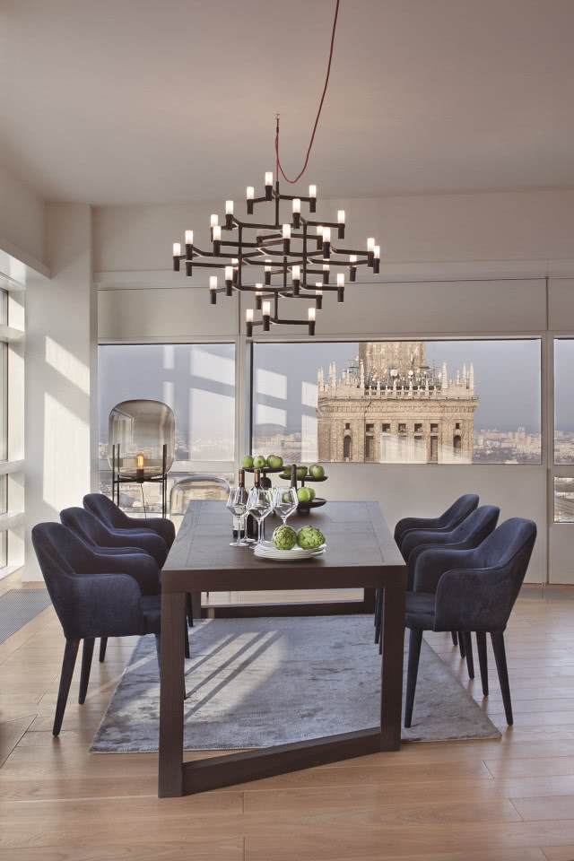 Obiad w pokazowym apartamencie Etno
na 50. piętrze apartamentowca Złota 44