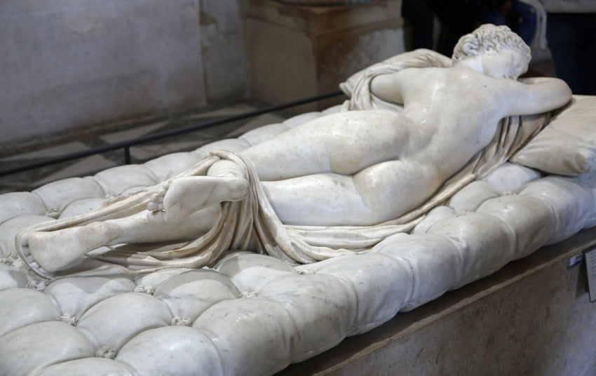 Śpią­cy Her­ma­fro­dy­to­s