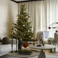 Pierwsza Gwiazdka po raz drugi - tak właścicielka urządziła swoje mieszkanie z dzieciństwa