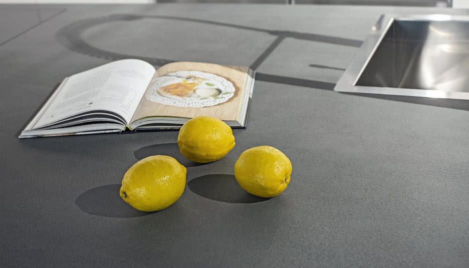 Postaw na blat. Czym się kierować, wybierając blat kuchenny