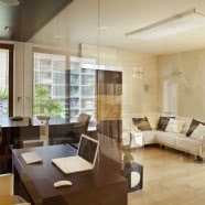 Szklane ściany apartamentu