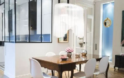 Antyki i design - eklektyczne mieszkanie w kamienicy