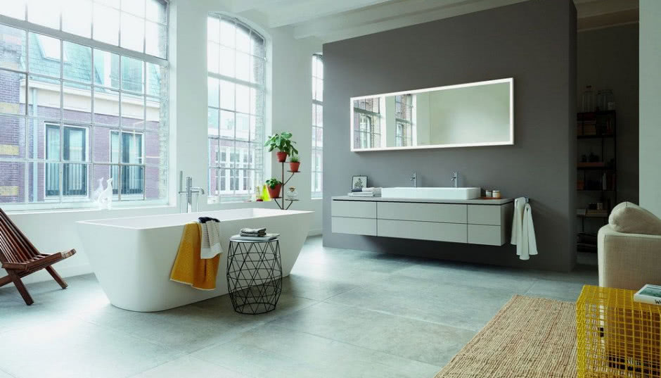 Wanna wolno stojąca - w jakim wnętrzu się sprawdzi?